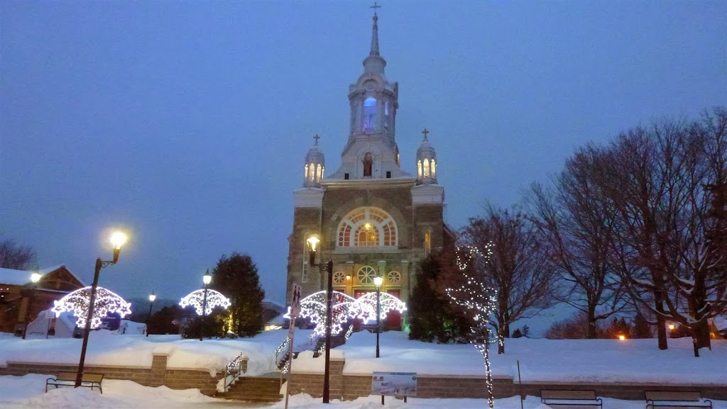 Église Saint-Francis of the Birds | 94 Avenue St Denis, Saint-Sauveur, QC J0R 1R4, Canada | Phone: (450) 227-2180