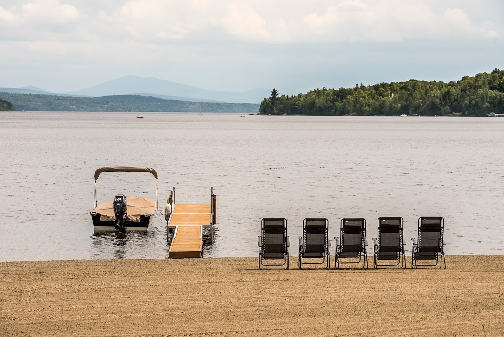 Auberge Majella | 2781 Rue de la Baie des Sables, Lac-Mégantic, QC G6B 1R5, Canada | Phone: (819) 583-6462