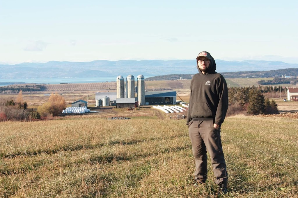 Ferme Ancestrale St-Pierre | 4104 4em rang ouest, Sainte-Hélène-de-Kamouraska, QC G0L 3J0, Canada | Phone: (518) 337-1278