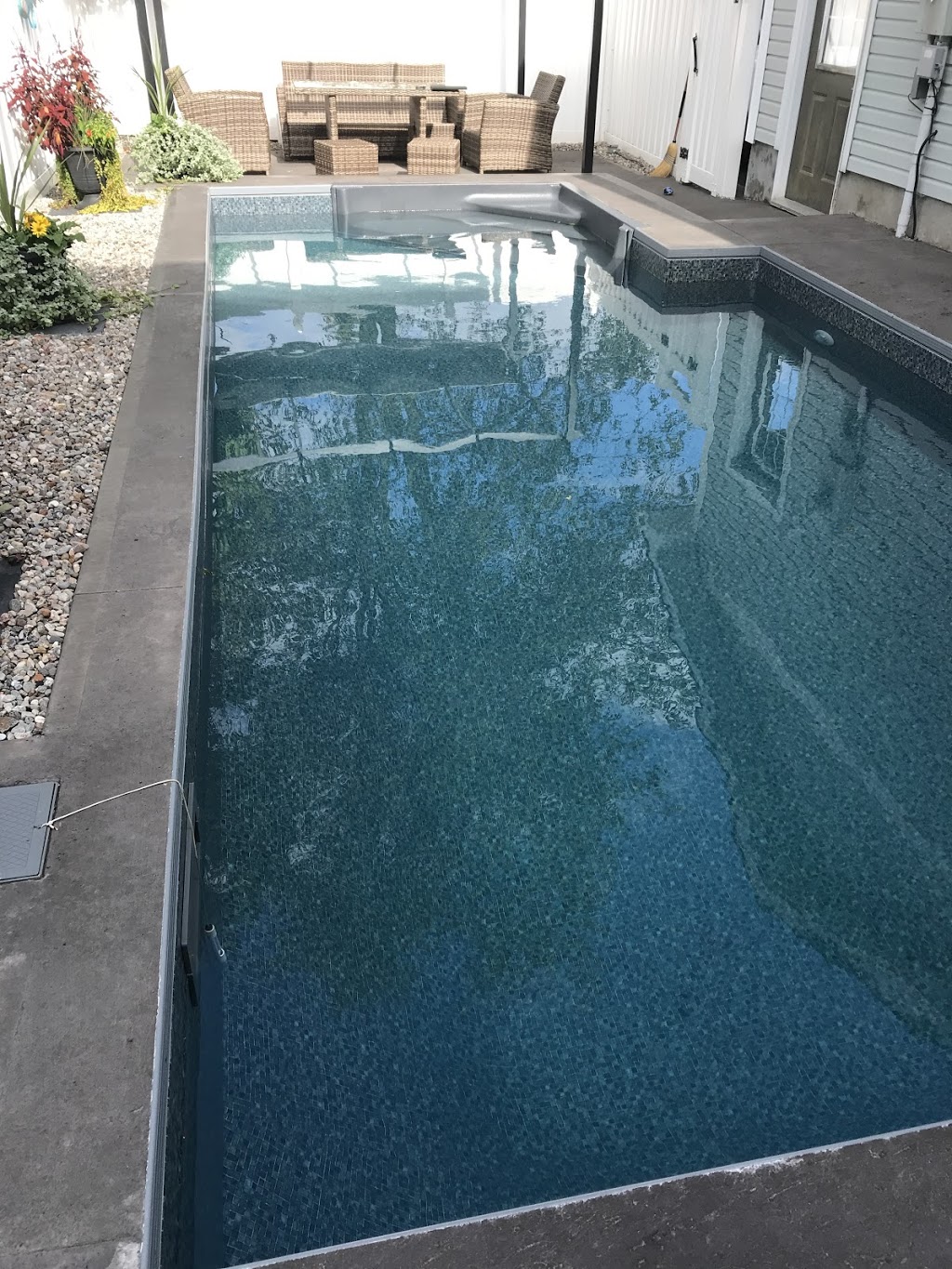 Ottawa Custom Pools | 344 Nonius St, Ottawa, ON K2V 0E1, Canada | Phone: (613) 727-0111