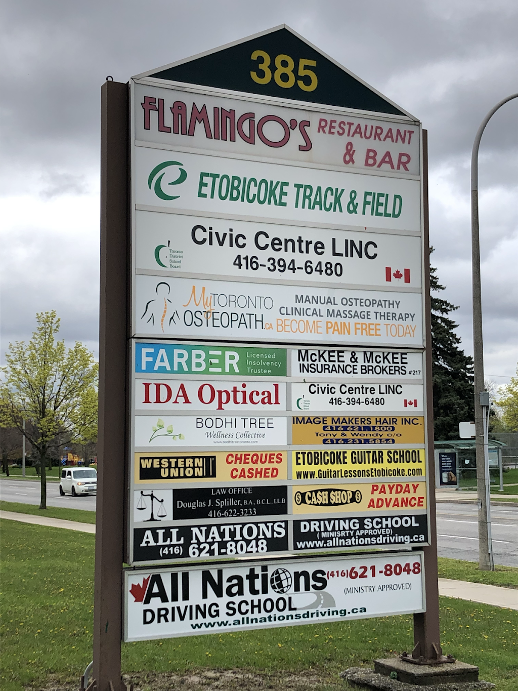 Etobicoke Track | 385 The West Mall, Etobicoke, ON M9C 1E7, Canada | Phone: (416) 258-2888