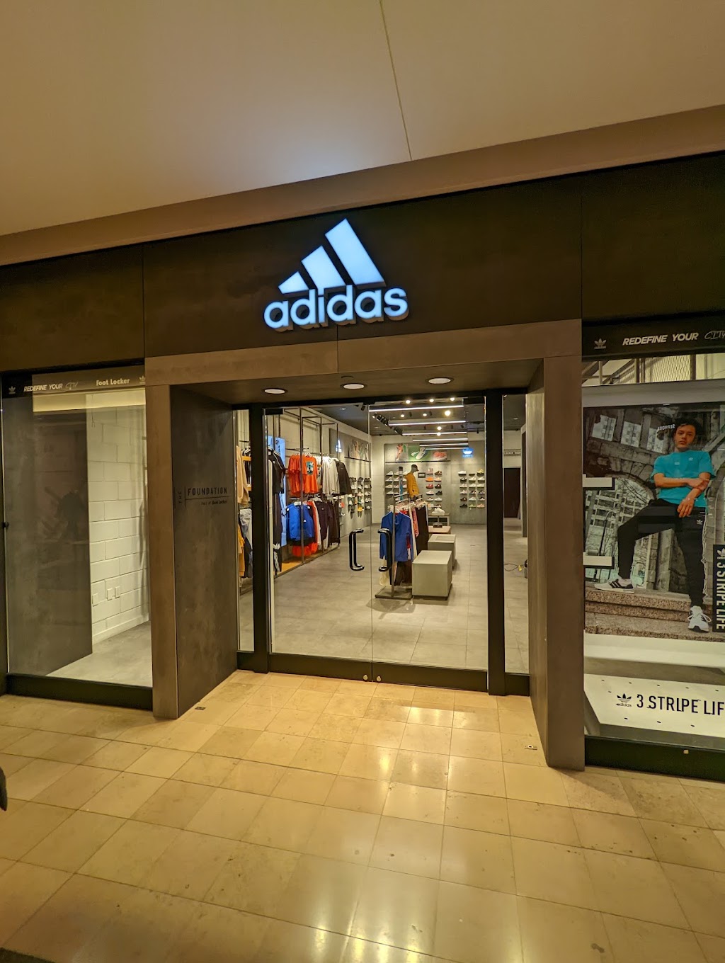 adidas Store Toronto, Sherway Gardens | 25 The West Mall, Toronto, ON M9C 1B8, Canada | Phone: (647) 480-3089