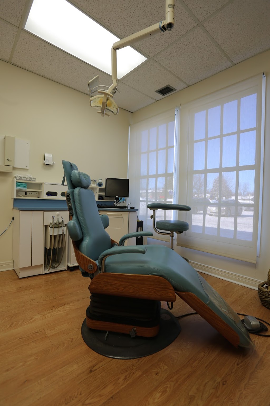 Trillium Dental - Kanata | 11A Kakulu Rd, Kanata, ON K2L 2L4, Canada | Phone: (613) 592-4653