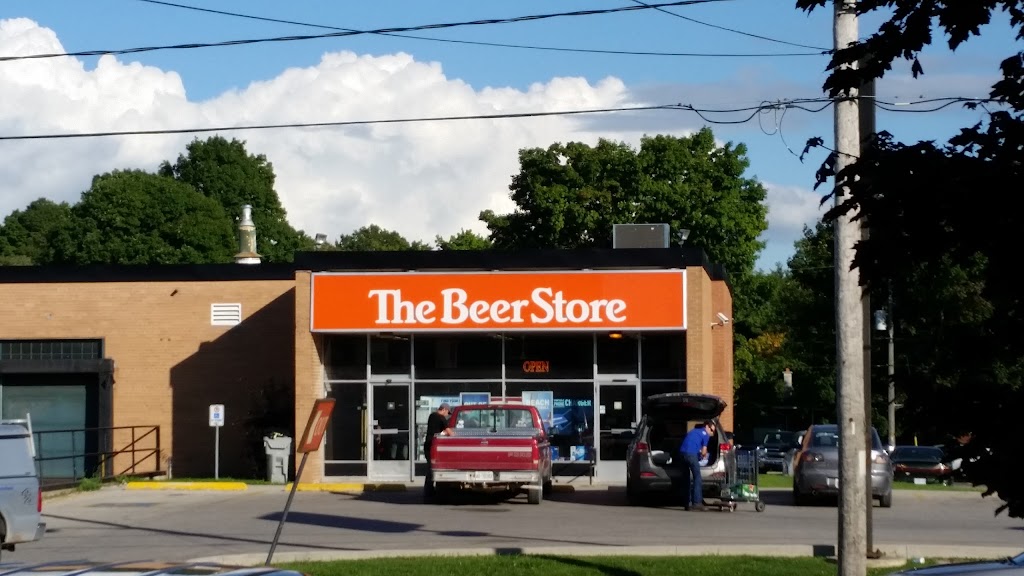 Beer Store 4104 | 850 Wallace Ave N, Listowel, ON N4W 1M4, Canada | Phone: (519) 291-1710