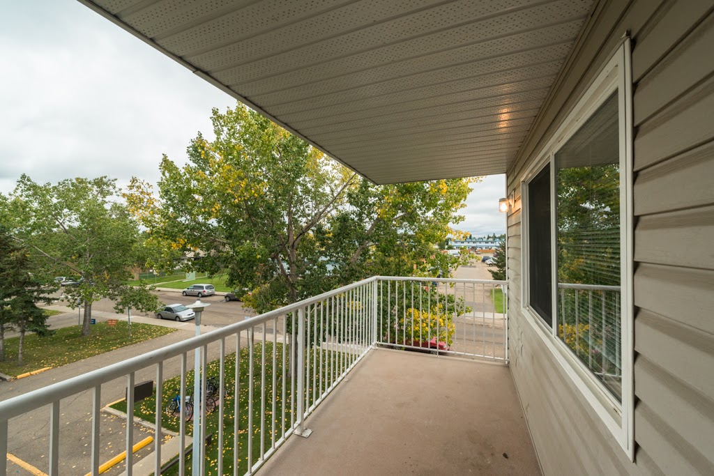 West Edmonton Court | 8905 184 St NW, Edmonton, AB T5T 1T8, Canada | Phone: (780) 414-0291