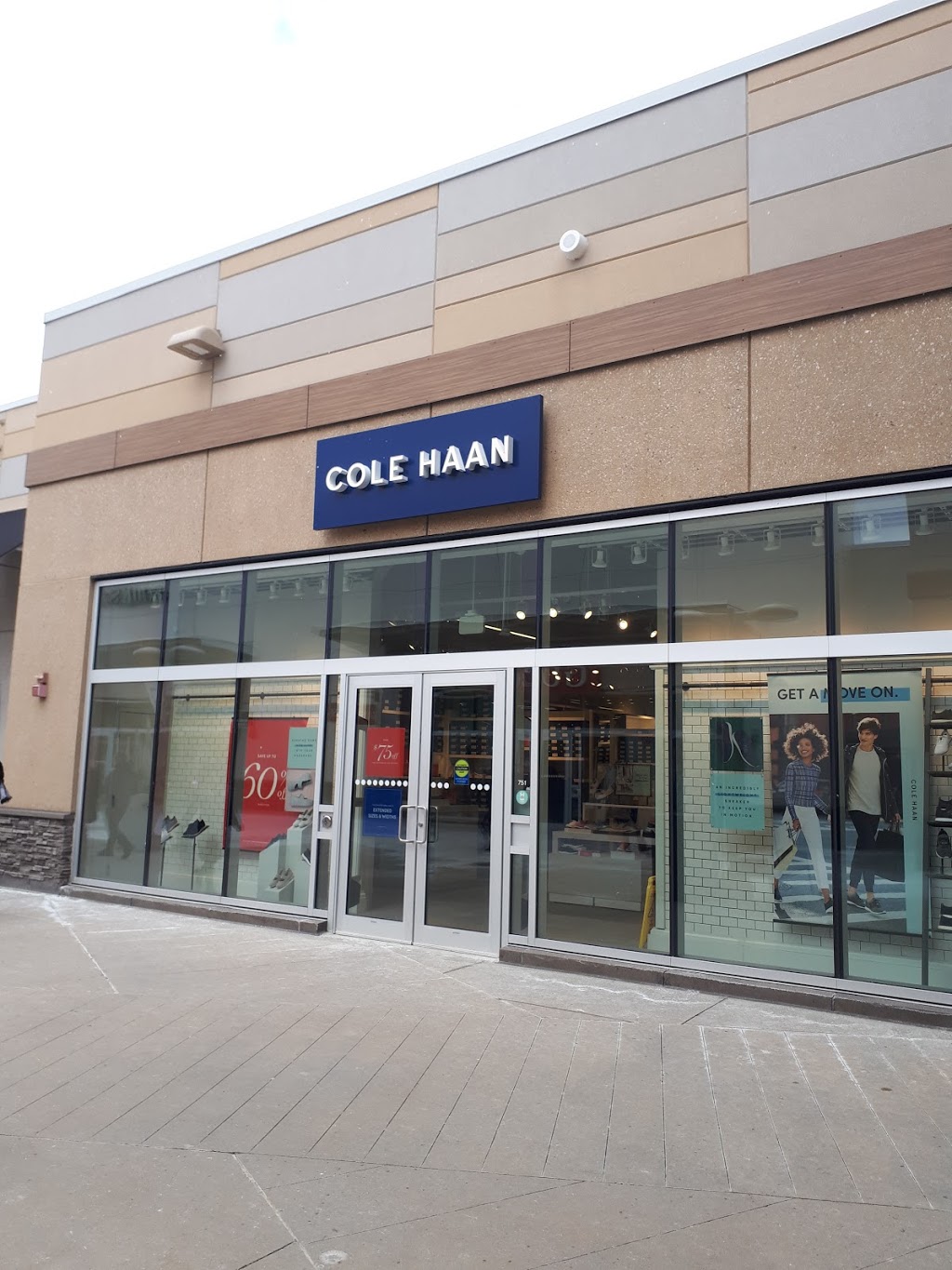 Cole Haan Outlet | 300 Taylor Rd #751, Niagara-on-the-Lake, ON L0S 1J0, Canada | Phone: (905) 682-4577