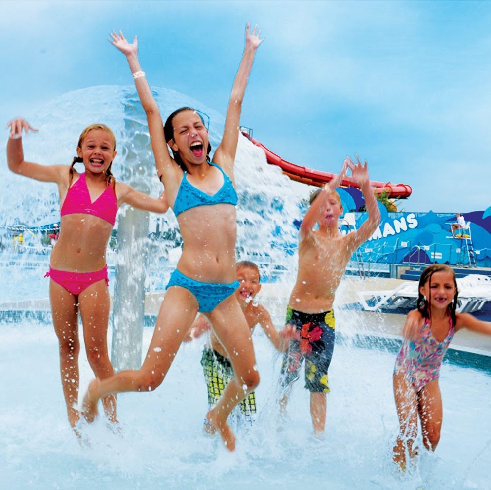 Bingemans Big Splash | 425 Bingemans Centre Dr, Kitchener, ON N2B 3X7, Canada | Phone: (519) 744-1555