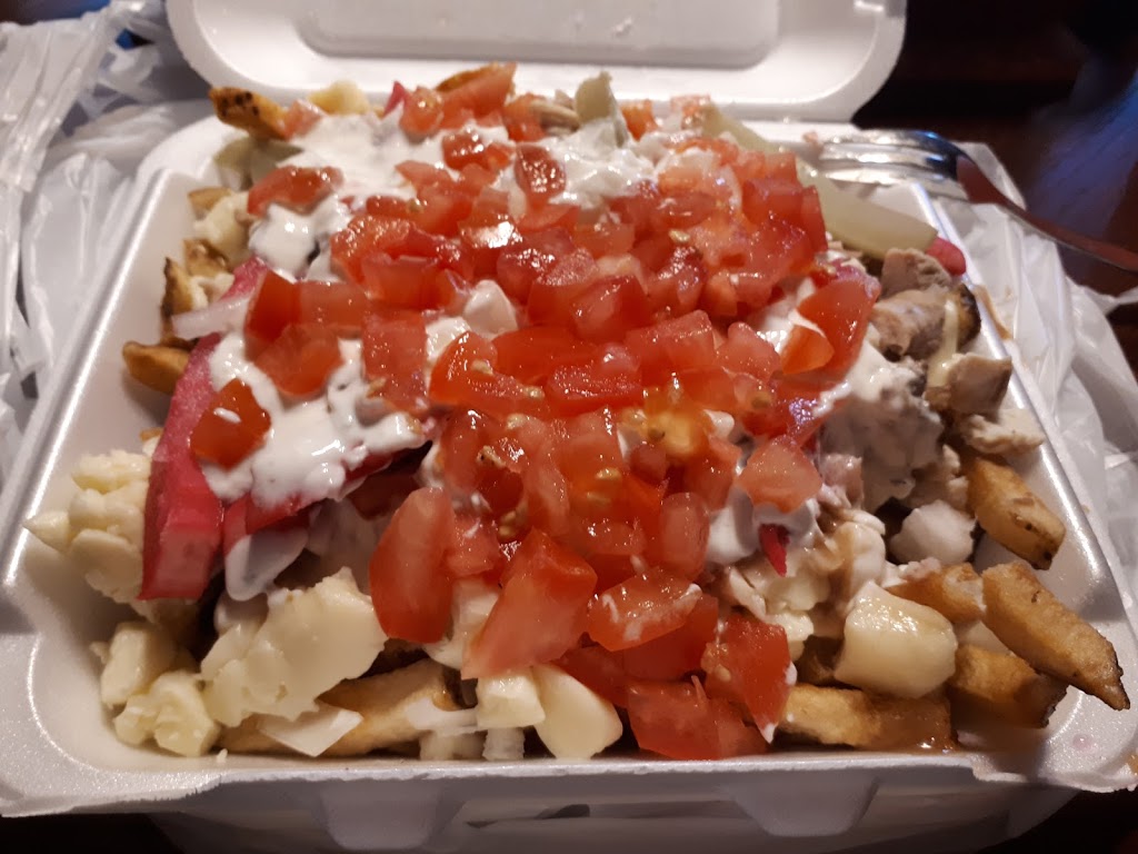 Eighteen 12 Poutinerie | 421 Sandwich St S, Amherstburg, ON N9V 3K8, Canada | Phone: (519) 713-9598