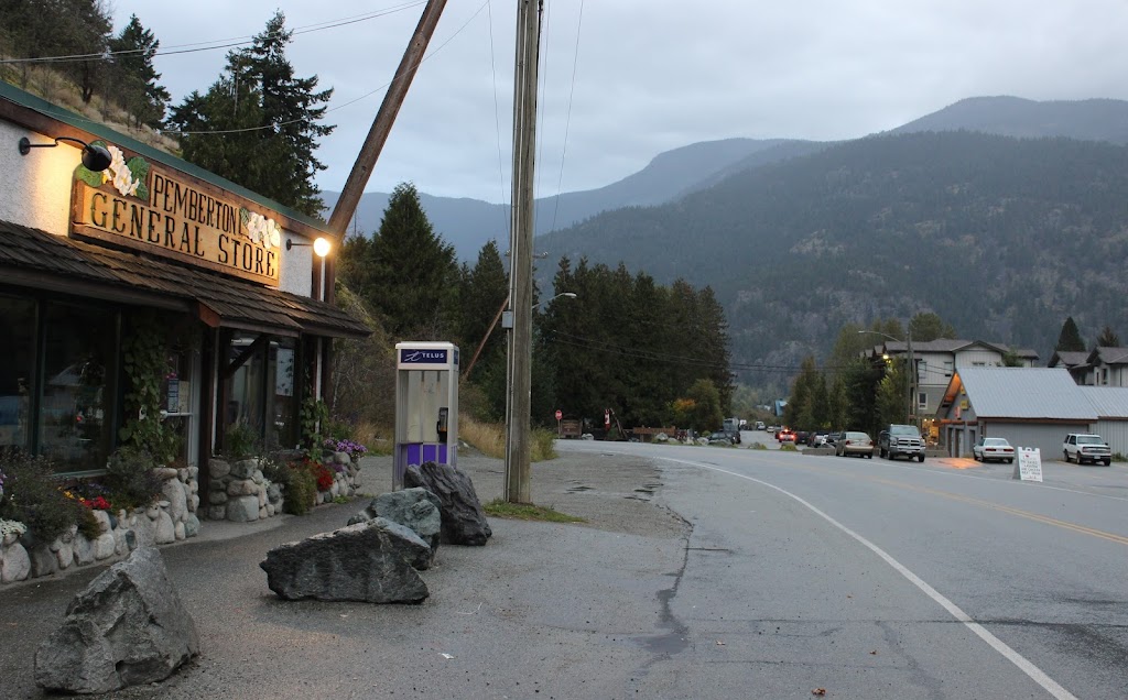 Pemberton General Store | 7437 Prospect St, Pemberton, BC V0N 2L0, Canada | Phone: (604) 894-6233