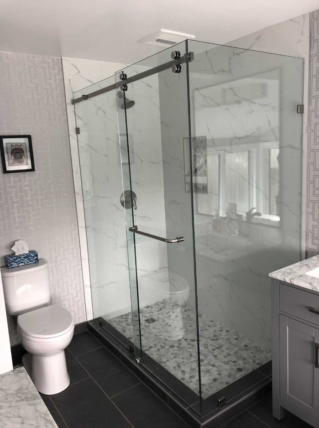 Shower View Glass to Glass Inc | 175 Albert St E, Alliston, ON L9R 1W8, Canada | Phone: (647) 960-0340