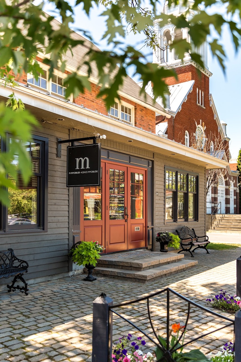 M Immobilier Hudson Boutique | 407 Rue Main, Hudson, QC J0P 1H0, Canada | Phone: (514) 545-2545