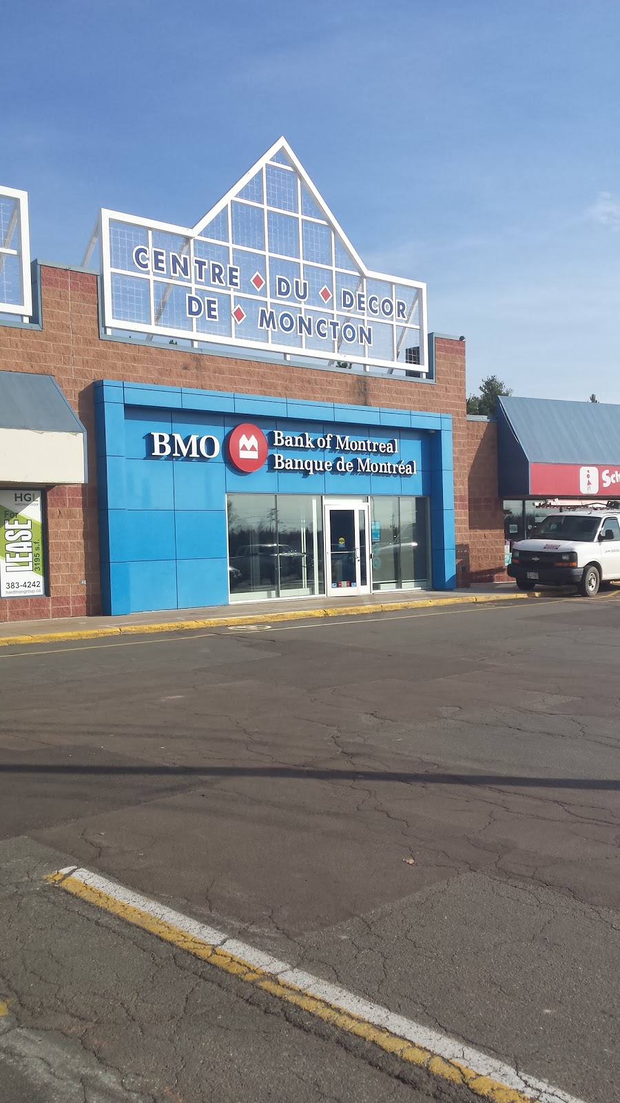 BMO Bank of Montreal | 1633 Mountain Rd #11, Moncton, NB E1G 1A5, Canada | Phone: (506) 853-5750