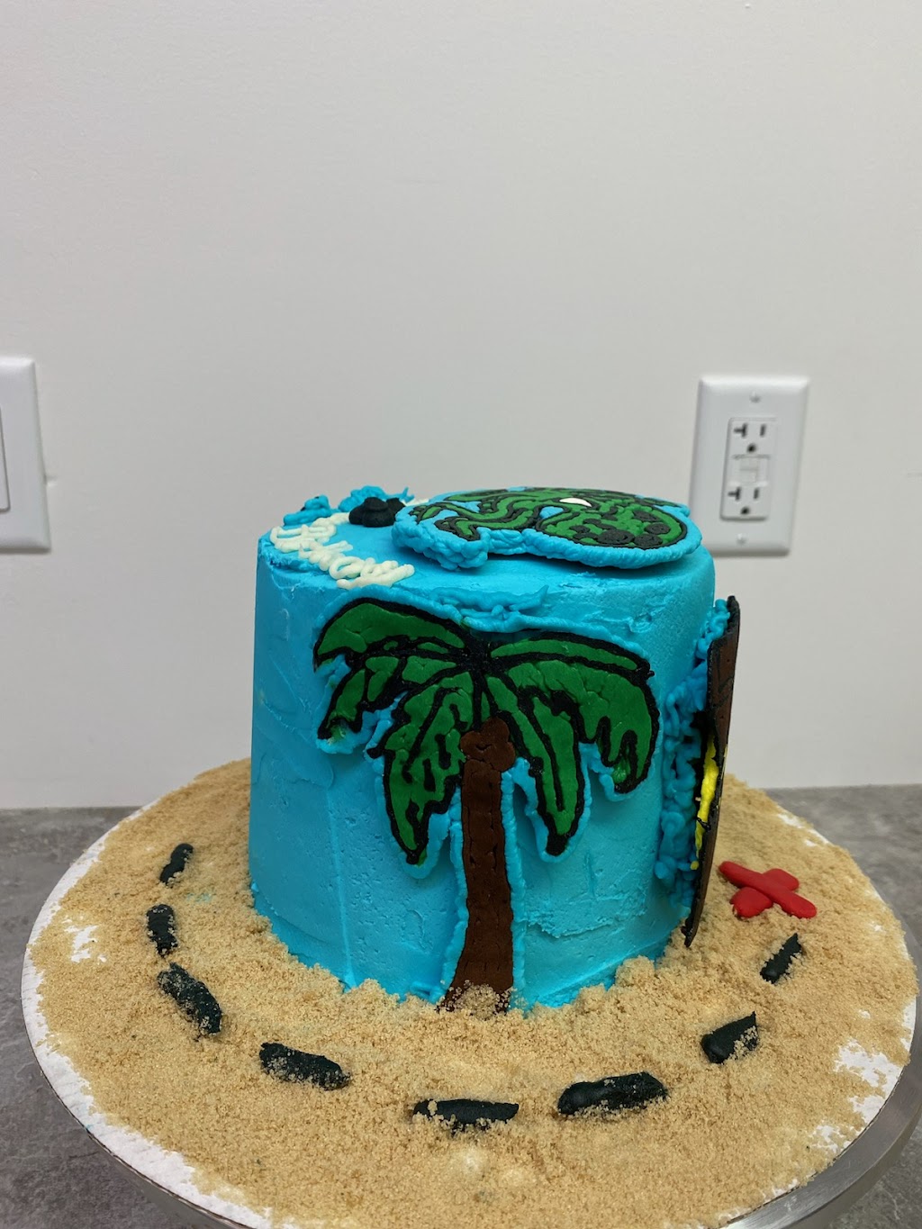 Custom Cakes Kingston | 17 King Pitt Rd, Kingston, ON K7L 4V1, Canada | Phone: (613) 876-5933