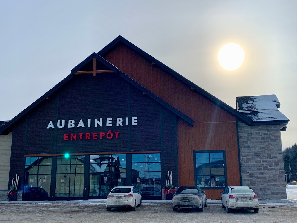 Aubainerie Entrepôt | 365 Trans Canada Hwy, QC-117, Mont-Tremblant, QC J8E 2X4, Canada | Phone: (819) 425-1145