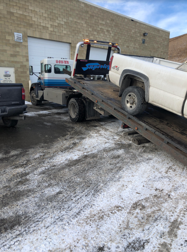 Superior Towing Service Calgary | 7216 26 Ave SW, Calgary, AB T3H 5T2, Canada | Phone: (403) 618-7876