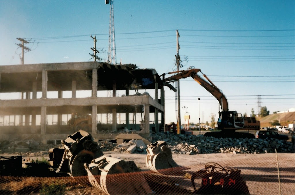 Flintstone Demolition | 6212 90 Ave SE, Calgary, AB T2C 2T3, Canada | Phone: (403) 279-2500