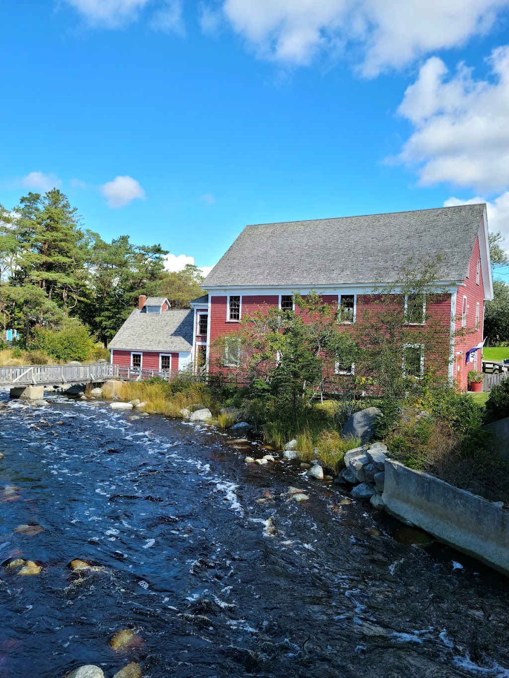 Barrington Woolen Mill | 2368 Nova Scotia Trunk 3, Barrington, NS B0W 1E0, Canada | Phone: (902) 637-2185