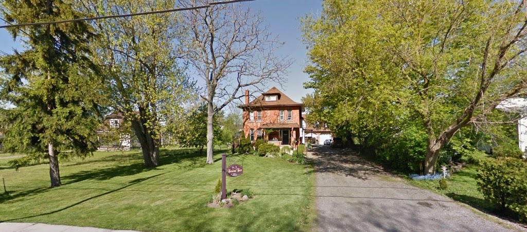 Homestead House B & B | 3272 Homestead Dr, Mount Hope, ON L0R 1W0, Canada | Phone: (905) 679-2581