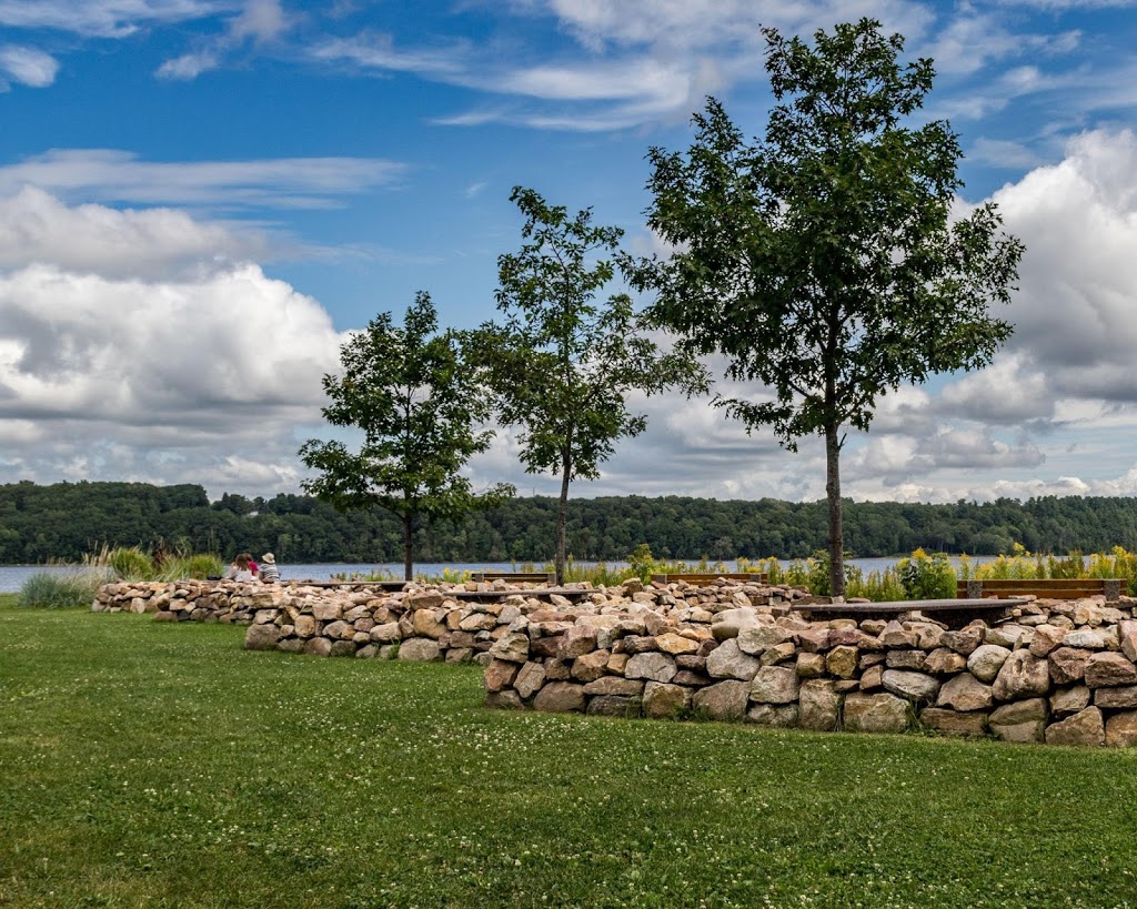 Jack Layton Park | 400 Rue Halcro, Hudson, QC J0P 1H0, Canada