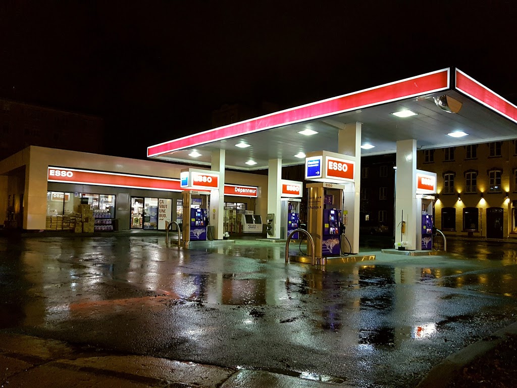 Esso | 222 Rue Saint-Paul, Québec, QC G1K 3W4, Canada | Phone: (418) 694-0230