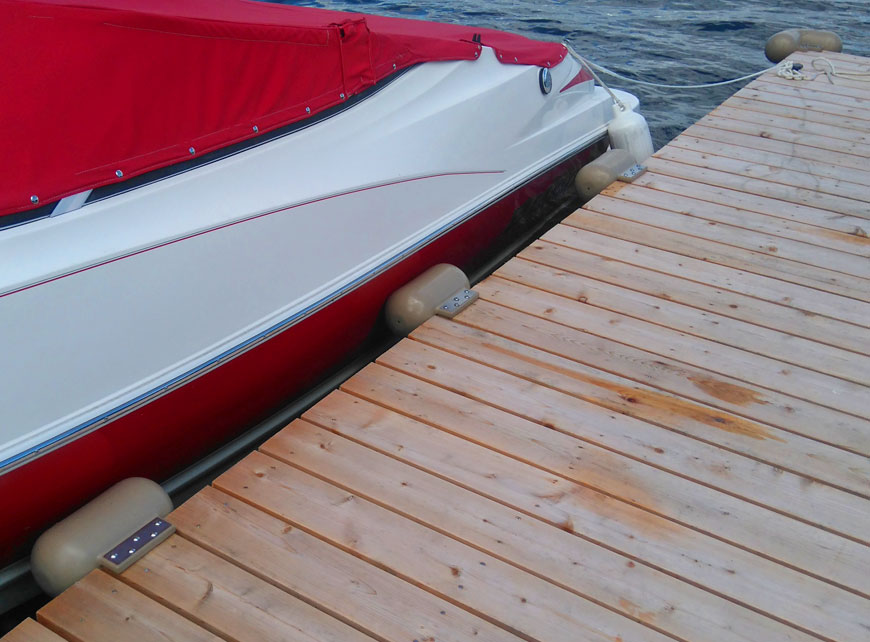 Hull Rocker Boat Dock Bumpers | 5504 Twenty Mile Rd, Saint Anns, ON L0R 1Y0, Canada | Phone: (905) 572-5113