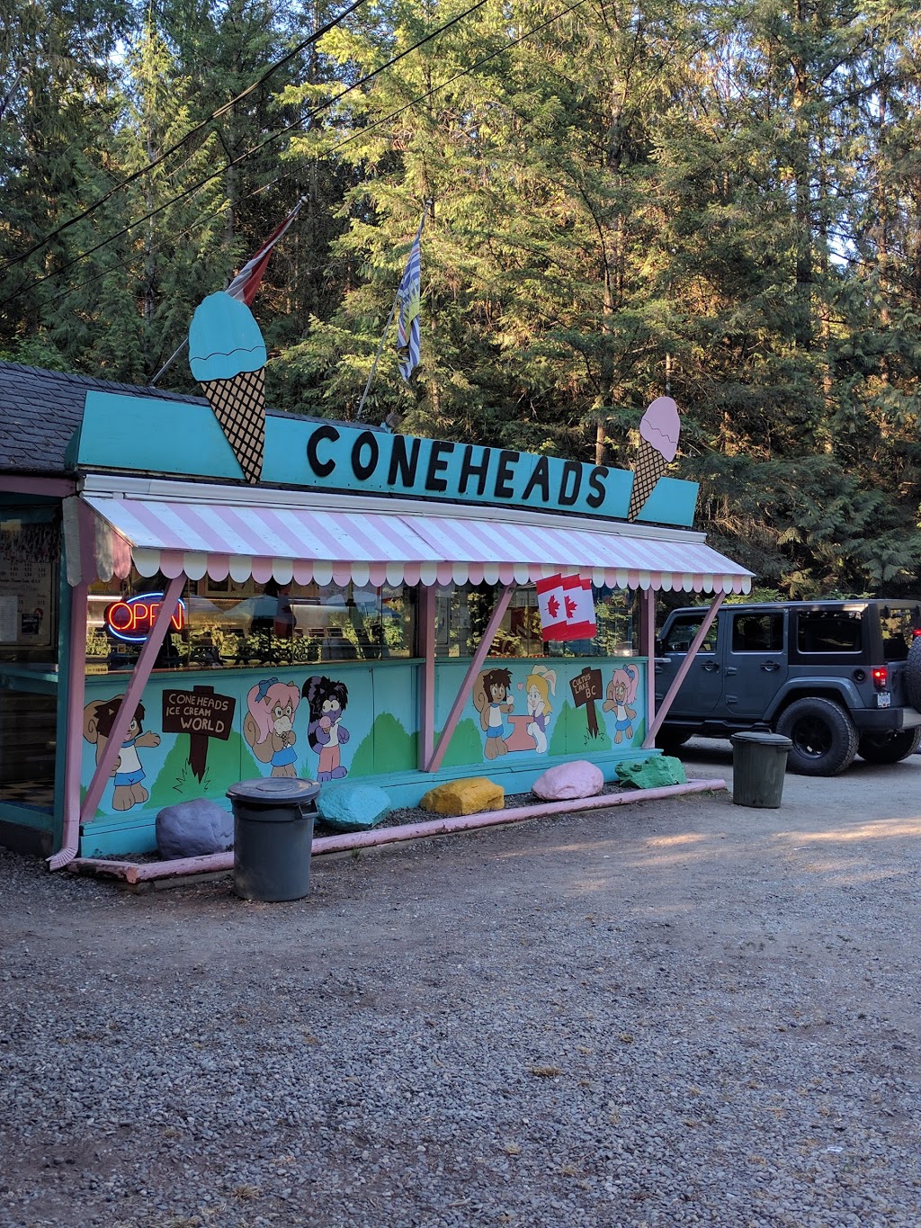 Coneheads Ice cream | 4074-4132 Columbia Valley Hwy, Cultus Lake, BC V2R 4Y1, Canada | Phone: (604) 799-9341