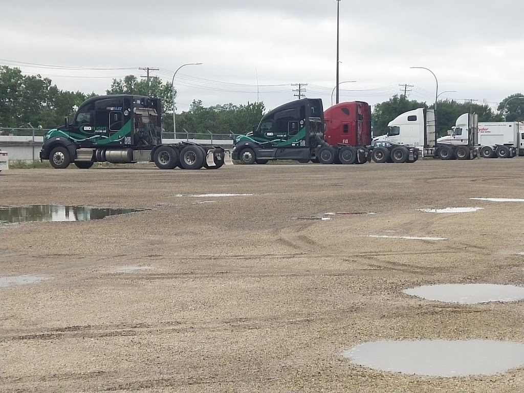 Big freight systems Dugald Yard | 2129 Dugald Rd, Winnipeg, MB R2C 3G7, Canada | Phone: (204) 326-3434