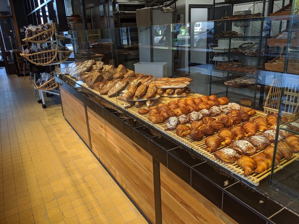 Boulangerie Jarry | 380 Rue Jarry E, Montréal, QC H2P 1T9, Canada | Phone: (514) 644-3133