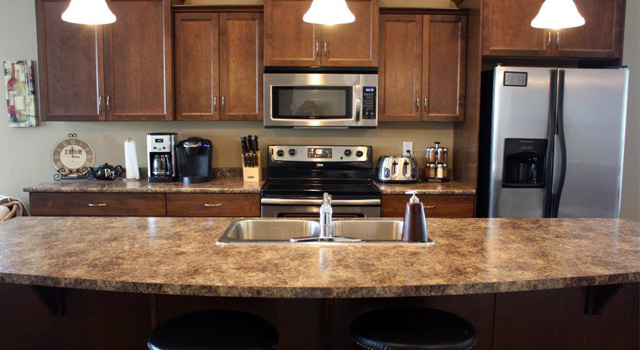 Clearbrook Countertops | 579 Clearbrook Rd, Abbotsford, BC V2T 5X1, Canada | Phone: (604) 852-5528