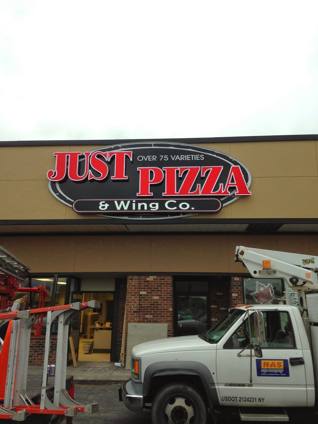 Just Pizza & Wing Co. | 5445 Transit Rd #6, Buffalo, NY 14221, USA | Phone: (716) 688-7500