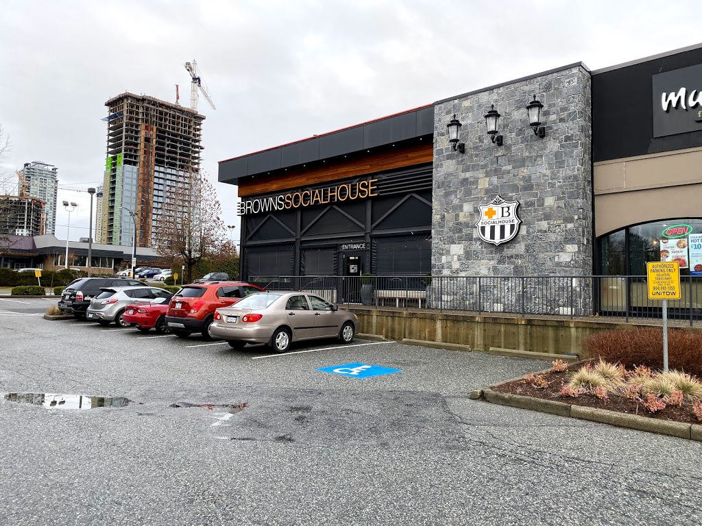 Browns Socialhouse Surrey Centre | 9666 King George Blvd A1, Surrey, BC V3T 2V4, Canada | Phone: (604) 497-0100