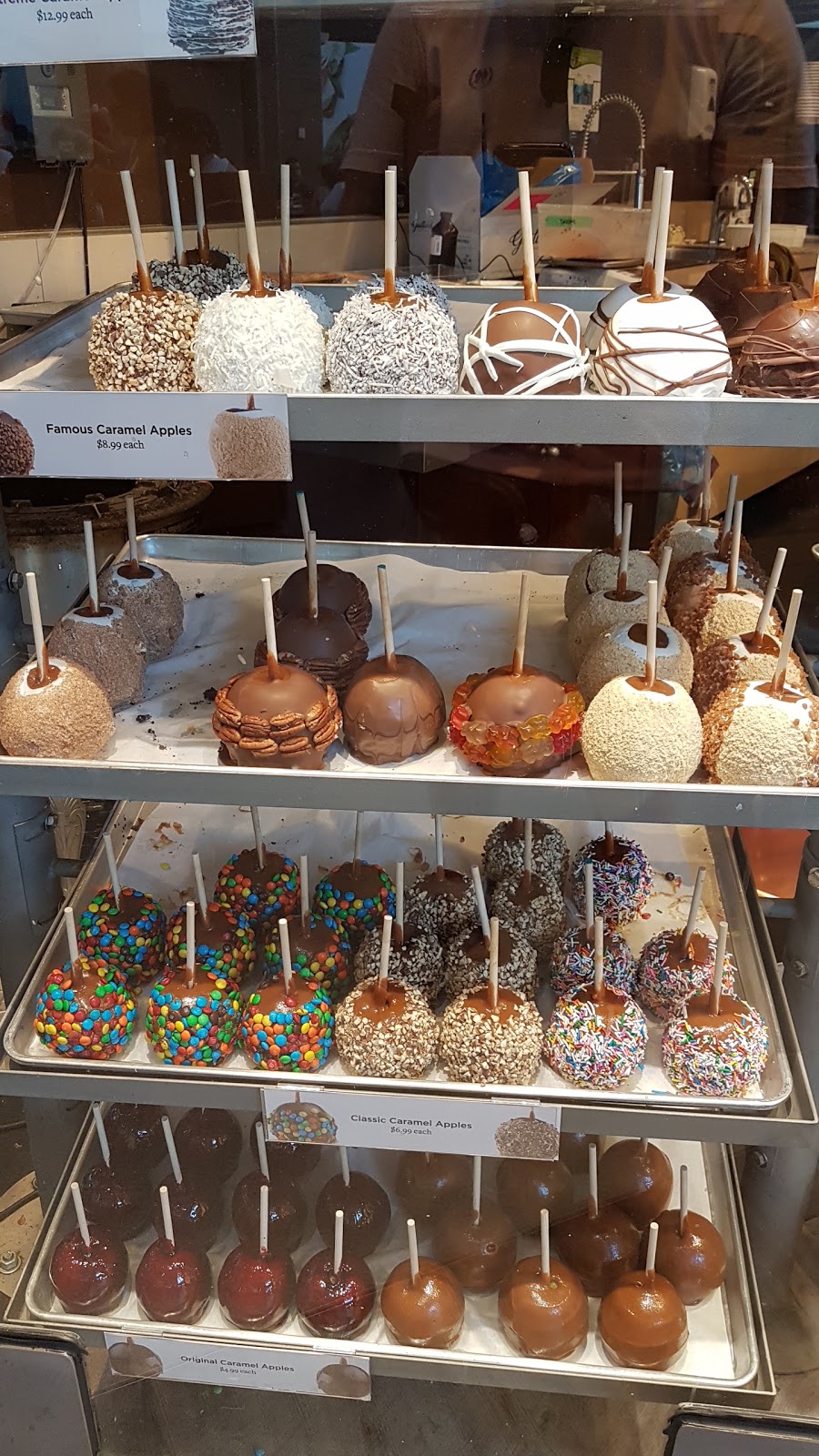Rocky Mountain Chocolate Factory | The Outlet Collection, 300 Taylor Rd Unit 807, Niagara-on-the-Lake, ON L0S 1J0, Canada | Phone: (905) 685-5500
