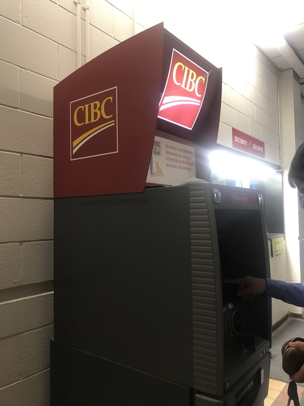 CIBC ATM | 21275 Rue Lakeshore, Sainte-Anne-de-Bellevue, QC H9X 3L9, Canada | Phone: (800) 465-2422