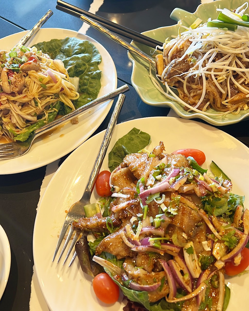 Urban Thai Bistro | 5607 Dunbar St, Vancouver, BC V6N 1W5, Canada | Phone: (604) 566-3903