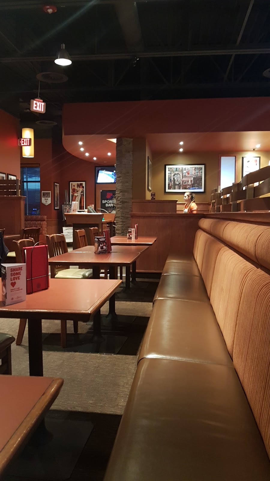 Boston Pizza | 180 Miquelon Ave #135, Devon, AB T9G 0A6, Canada | Phone: (780) 987-0006