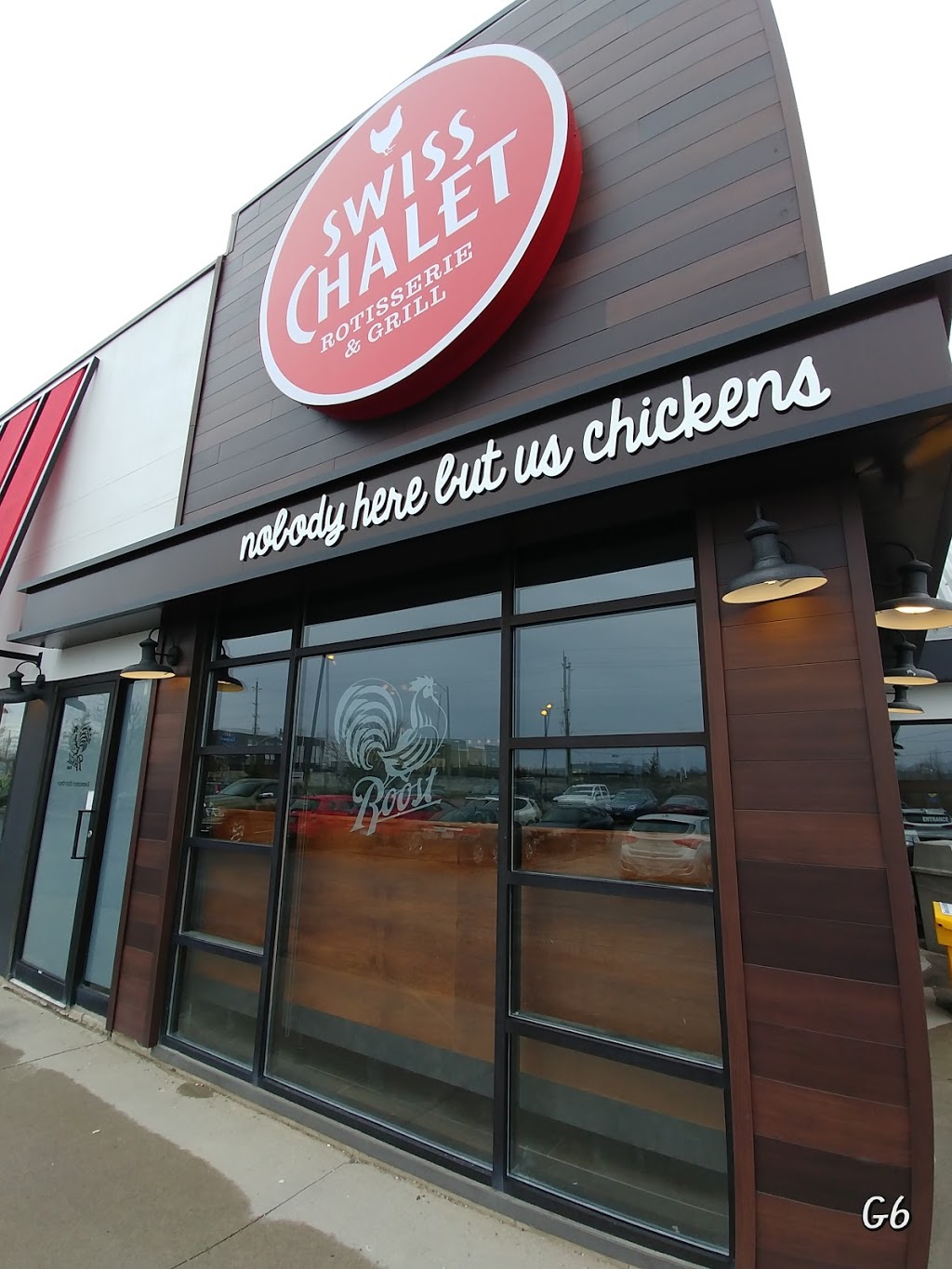 Swiss Chalet Rotisserie & Grill | 85 Dalton Ave, Kingston, ON K7K 6C2, Canada | Phone: (613) 547-0100