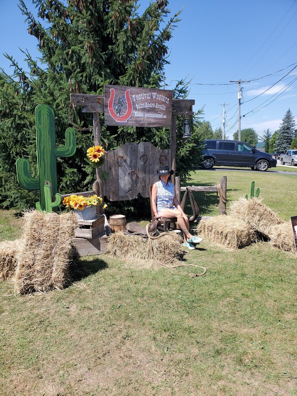 Festival Western St-André-Avellin Professional Rodeo | 530 Rue Charles Auguste Montreuil, Saint-André-Avellin, QC J0V 1W0, Canada | Phone: (866) 983-1166