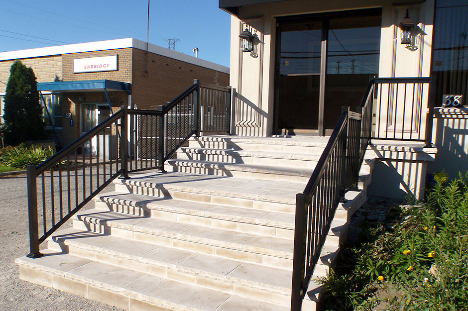 CANDID RAILINGS & GLASS | 84 Chuck Ormsby Crescent, King City, ON L7B 0A9, Canada | Phone: (647) 221-9800