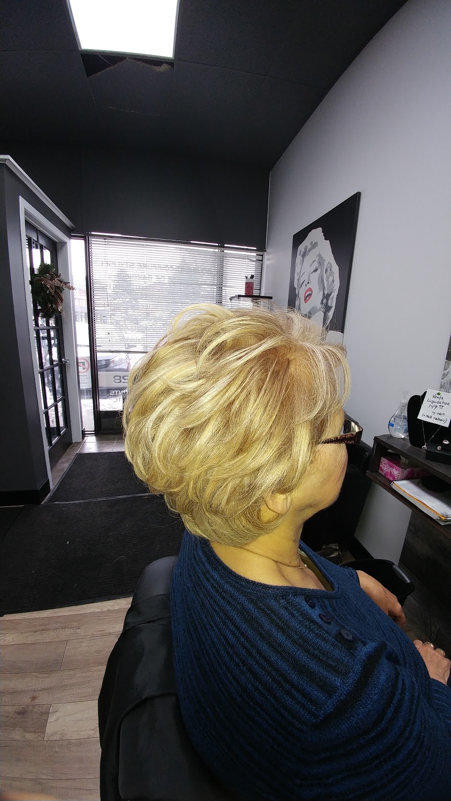 Bleu Ciel Expression Coiffure | 5846 Chemin de Chambly, Saint-Hubert, QC J3Y 6W9, Canada | Phone: (450) 443-1028