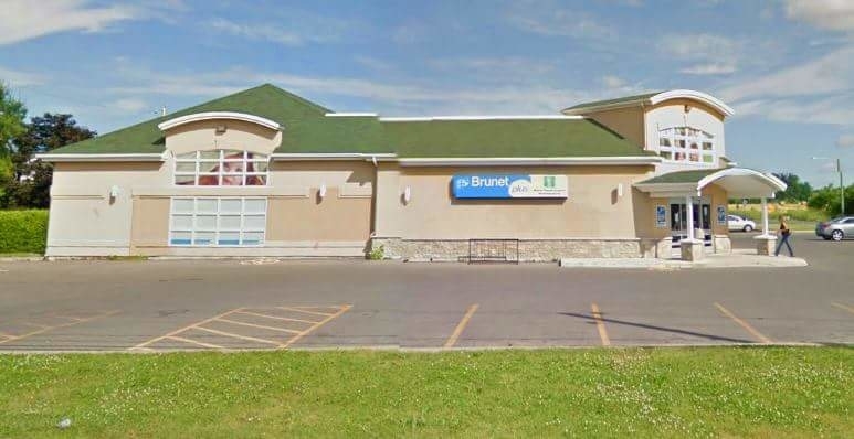 Pharmacie Brunet Plus | 15637 Rue de Saint Augustin, Mirabel, QC J7N 1X6, Canada | Phone: (450) 475-7650