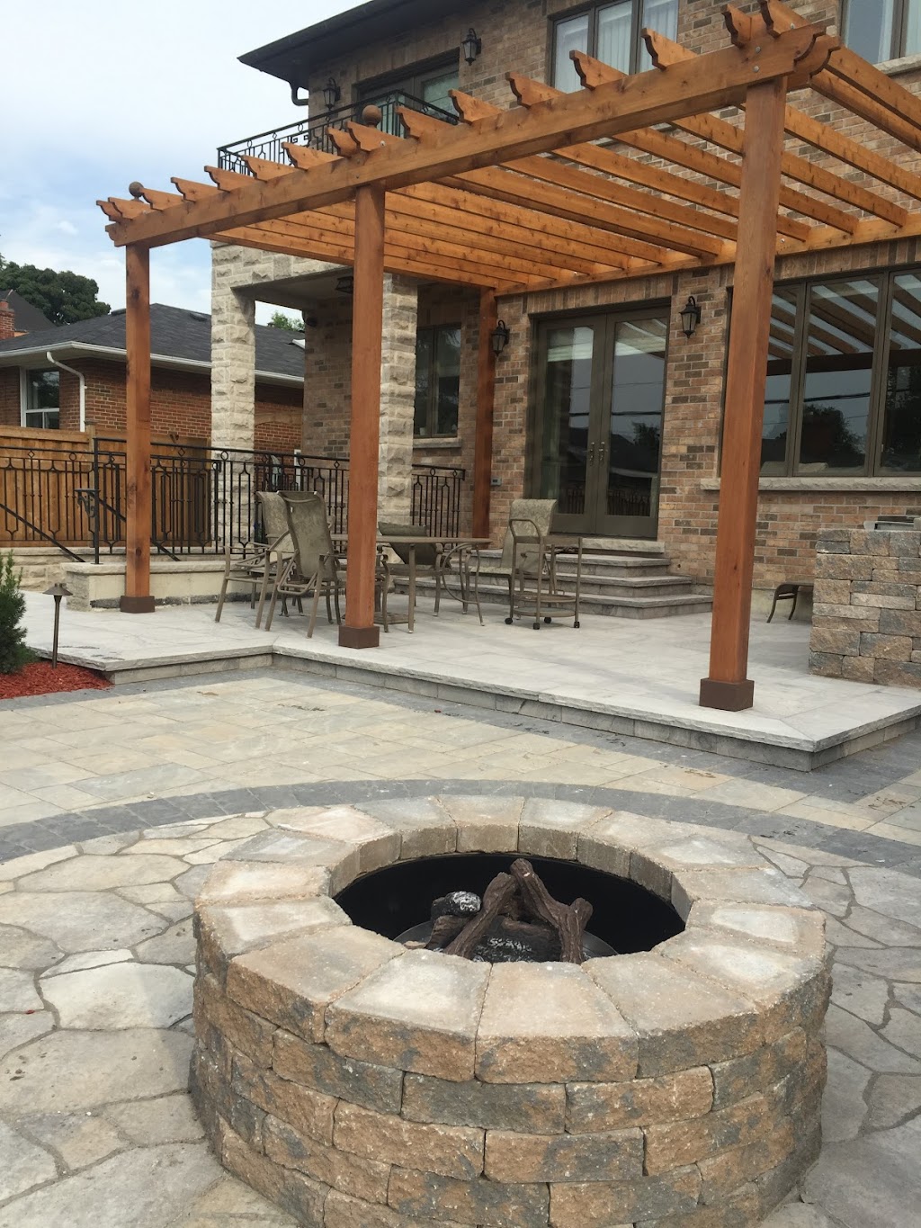 Artech Landscaping & Construction Ltd | 2 Elihof Dr, Maple, ON L6A 4N4, Canada | Phone: (416) 995-6632