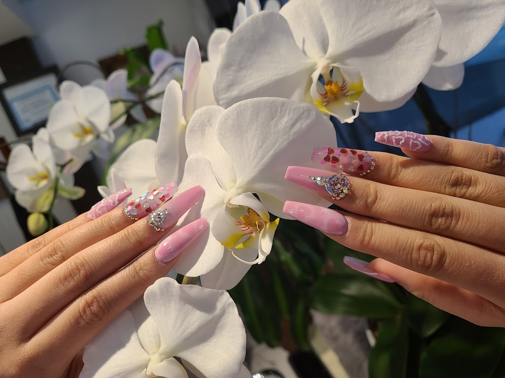 Envy Nails | 1468 Johnston Rd, White Rock, BC V4B 3Z5, Canada | Phone: (604) 531-4488