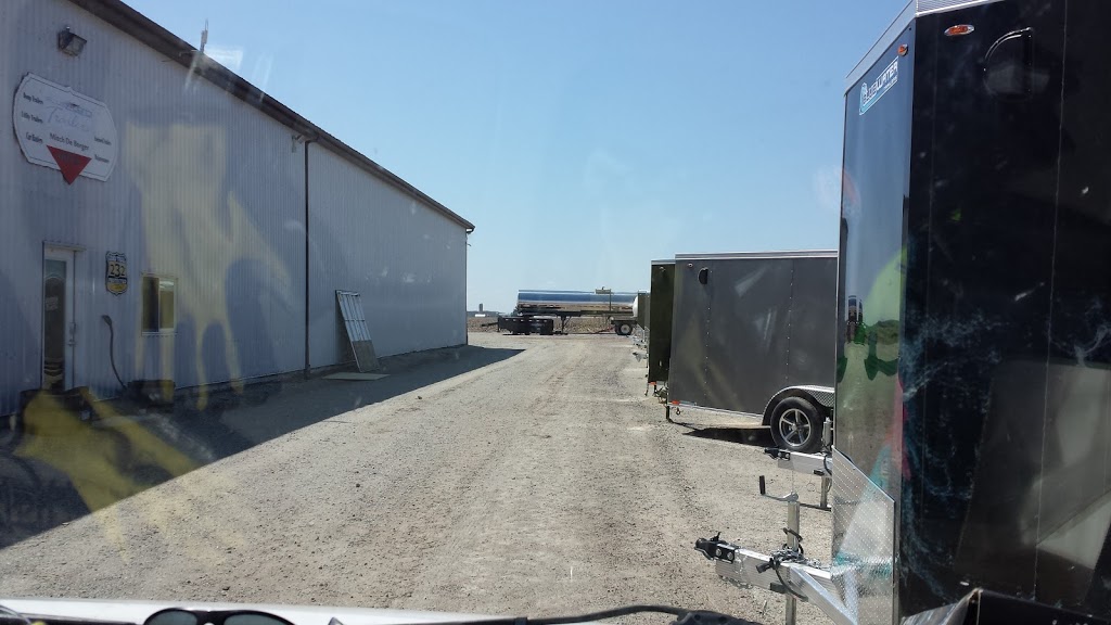 Bluewater Trailers | 940 Wright St, Strathroy, ON N7G 3H8, Canada | Phone: (519) 704-1944