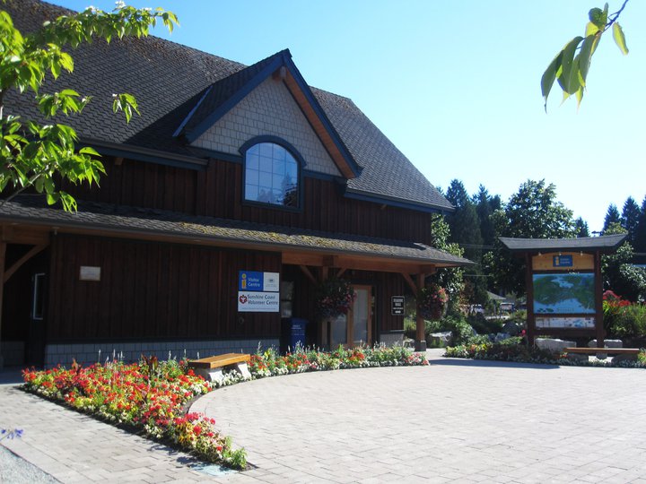 Sechelt Visitor Centre | 5790 Teredo St, Sechelt, BC V0N 3A0, Canada | Phone: (604) 885-1036