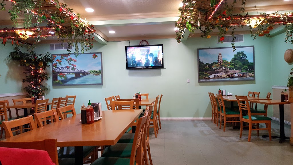 Song Huong Restaurant | 1613 Nanaimo St, Vancouver, BC V5L 4T9, Canada | Phone: (604) 568-1196