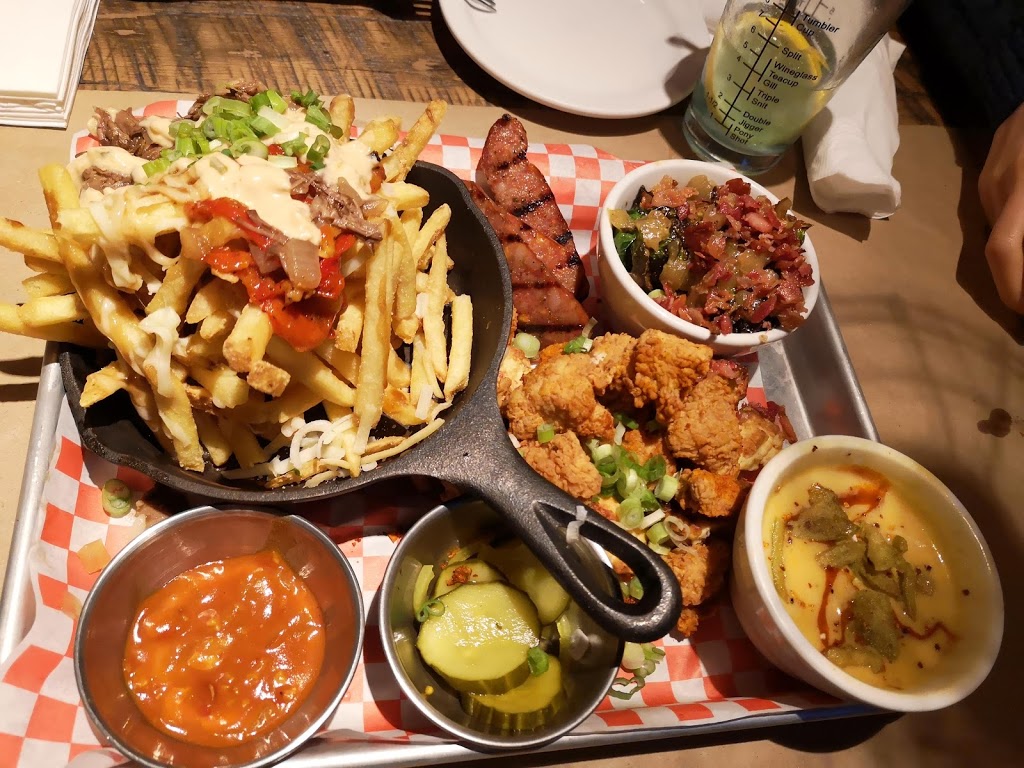 Jack Astors Bar & Grill | 3047 Vega Blvd, Mississauga, ON L5L 5Y3, Canada | Phone: (905) 820-4511