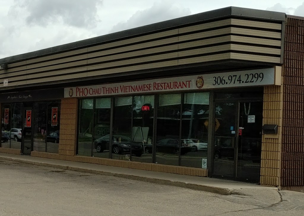 Pho Chau Thinh | 924 Northumberland Ave, Saskatoon, SK S7L 3W8, Canada | Phone: (306) 974-2299