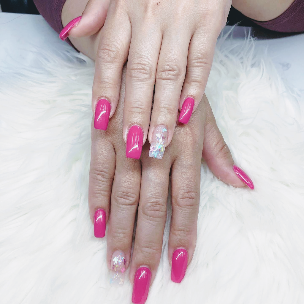 Rainbow nails spa Ltd | 2525 Woodview Dr SW, Calgary, AB T2W 4N4, Canada | Phone: (403) 281-8874