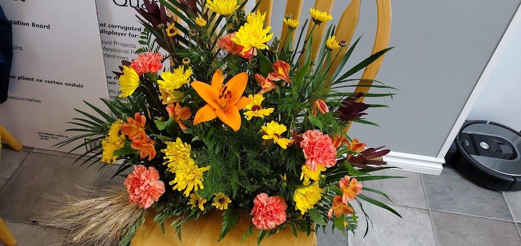 Lacombe Florist & Gifts | Bay 8, 5230 45 St, Lacombe, AB T4L 2A1, Canada | Phone: (403) 782-5016