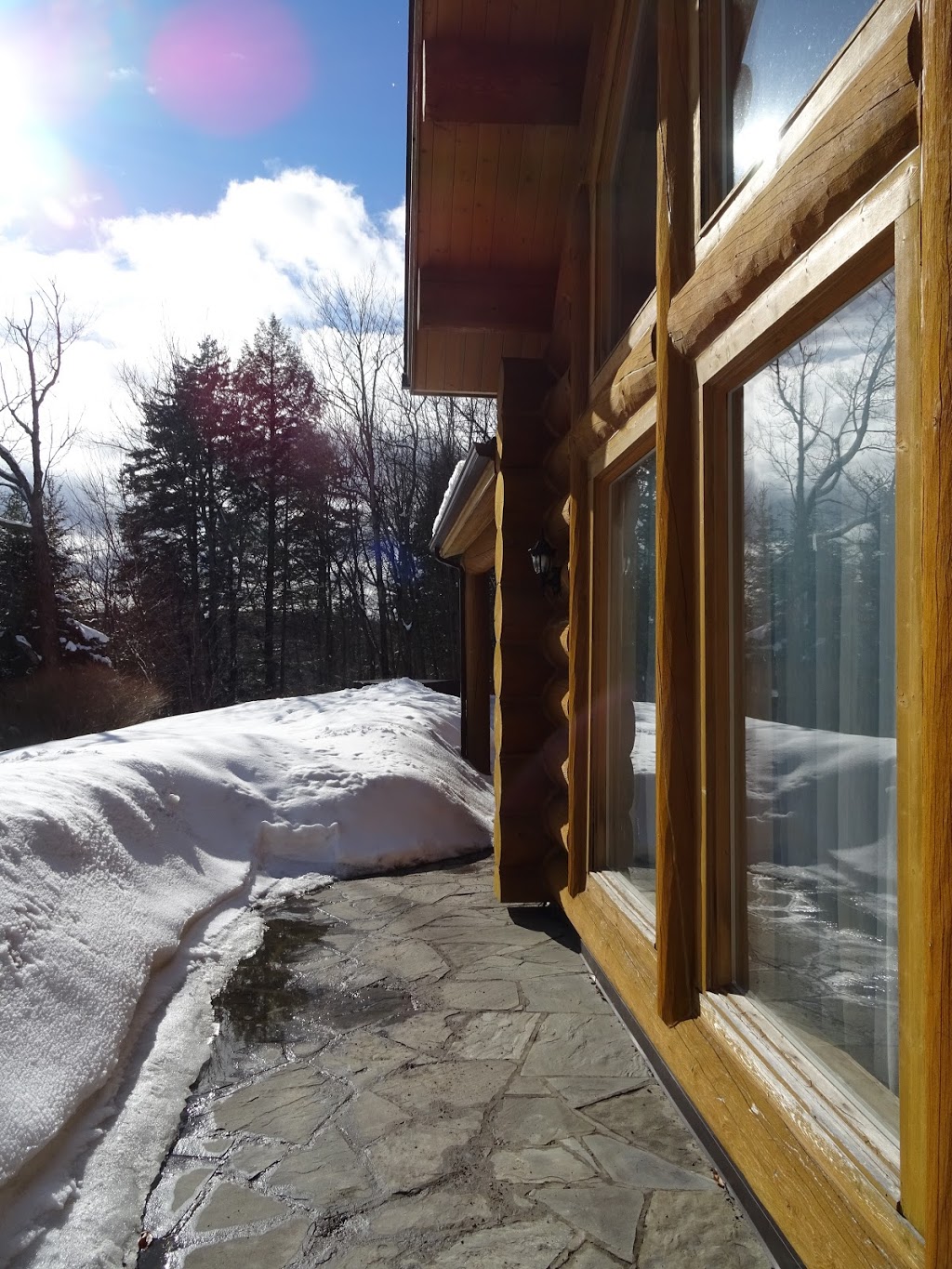 Chalet 17 Orignal | 13 Chemin du Merle, Mille-Isles, QC J0R 1A0, Canada | Phone: (514) 699-9999